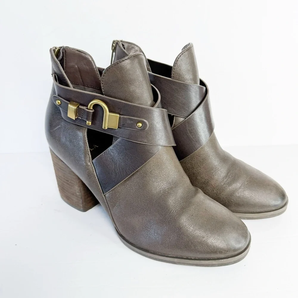 Isola Larkin Block Heel Bootie Brown Leather Zip-up Ankle Boots 8 Contemporary